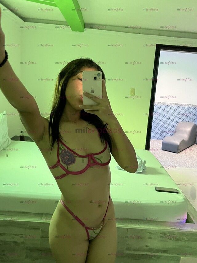 FOTOS DE FLAQUITA DIVINA DISPUESTA A COMPLACERTE PAPASITO