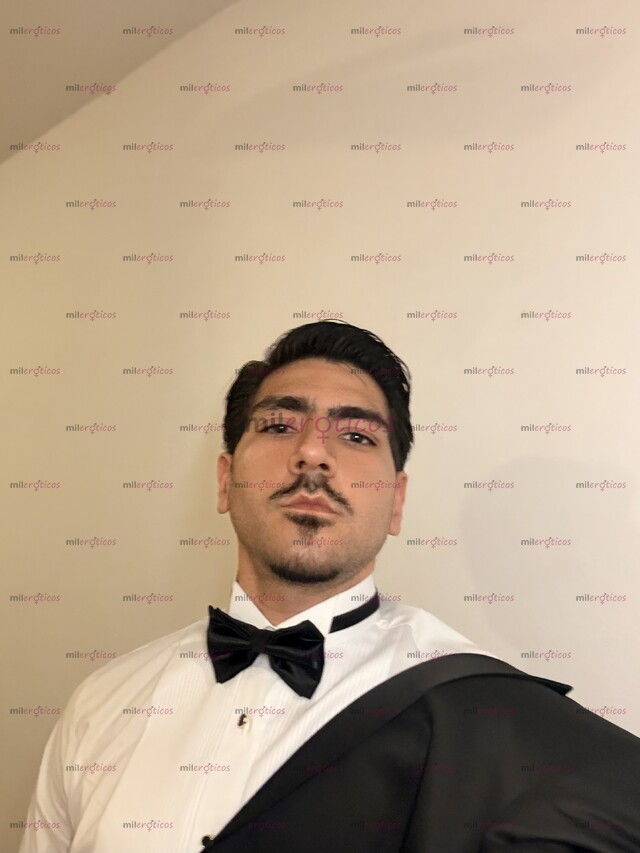 FOTOS DE DANIEL VARONIL ALTO ATLETICO BIEN DOTADO. MEXICANO ARGENTINO