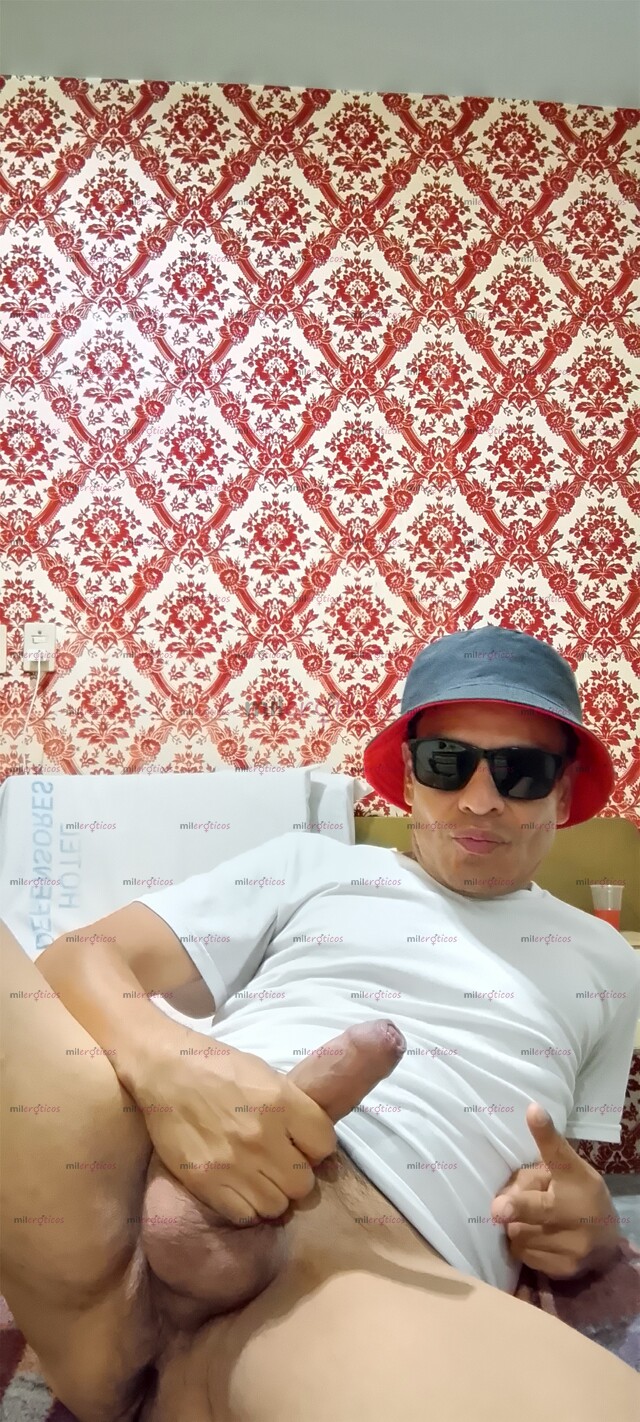 FOTOS DE SALUDOS ME PRESENTO SOY ÁNGEL 42 AÑOS 21 CENTÍMETROS DE PLACER