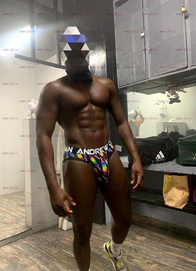 FOTOS DE NEGRO AFRICANO , VERGON LECHERO ATENCIÓN PARA GAY