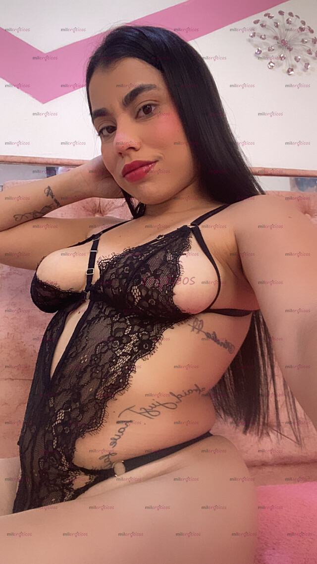 FOTOS DE PROMOCION LAURA CULONA CARA LINDA CHIQUITITA CON CURVAS XXX X