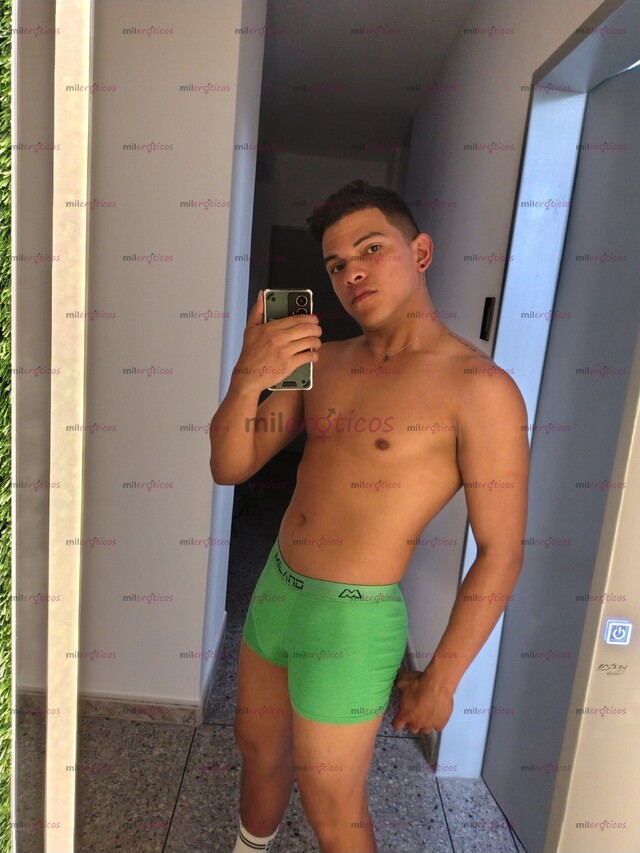 FOTOS DE HOLA ACÁ VENEZOLANO VERSATIL PARA COMPLACER TUS DESEOS SEXUALES