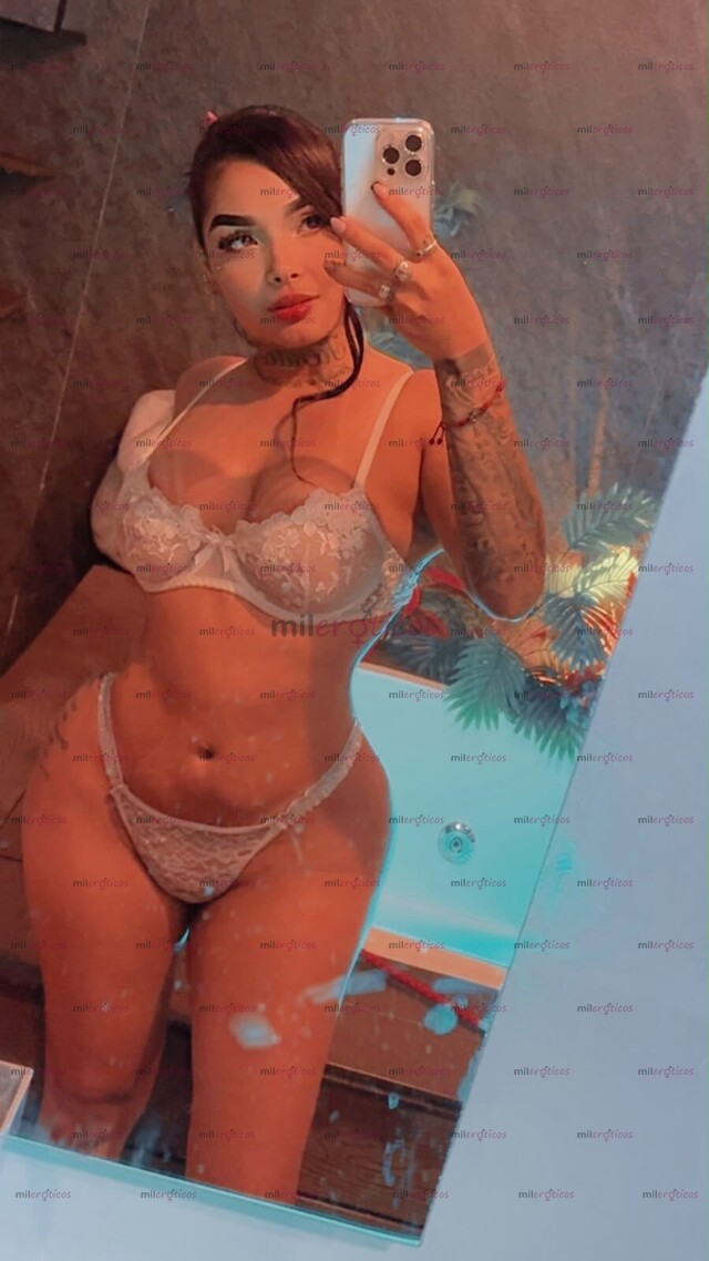 FOTOS DE FERRARI NINFOMANA CON RICOS LABIOS PARA COMPLACERTE CON RICO CULO.