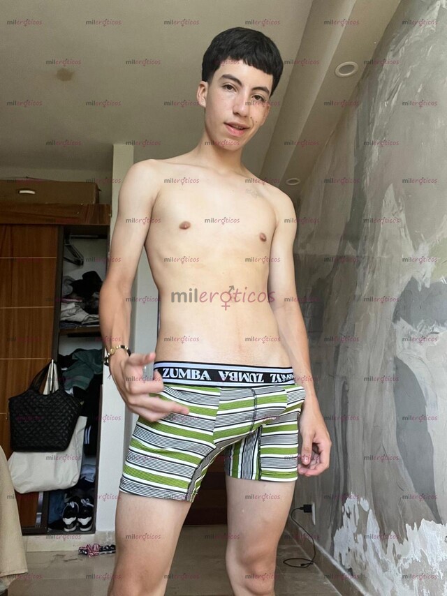 FOTOS DE CHICO COLOMBIANO RECIÉN LLEGADO 18 AÑOS PAISA