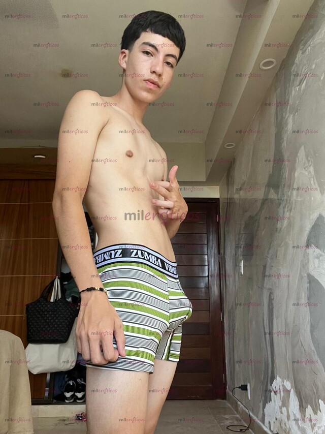FOTOS DE CHICO COLOMBIANO RECIÉN LLEGADO 18 AÑOS PAISA