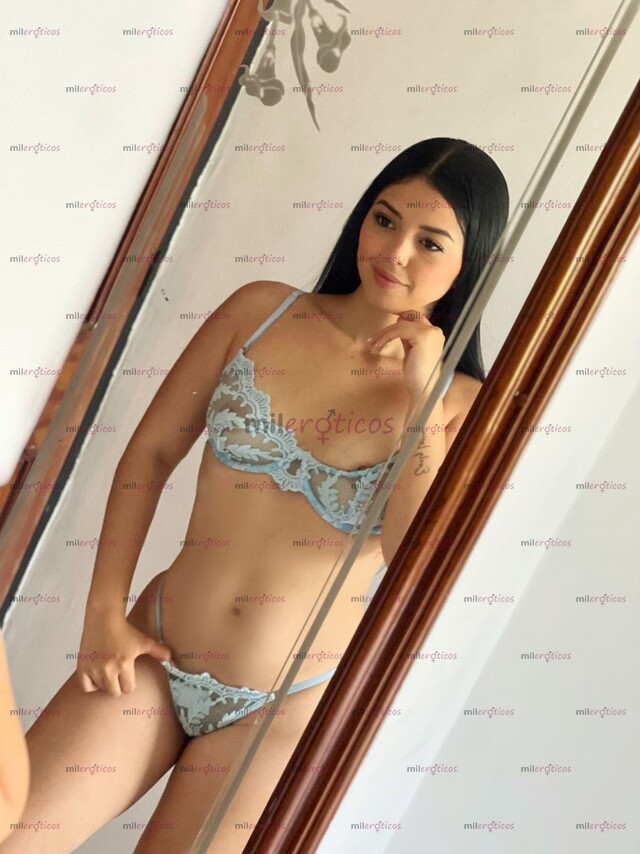 FOTOS DE SOY MIS AMORES SOY SOFÍA HERMOSA POLLITA 19 AÑITOS HUESITO TALLADOR POCOS DÍAS