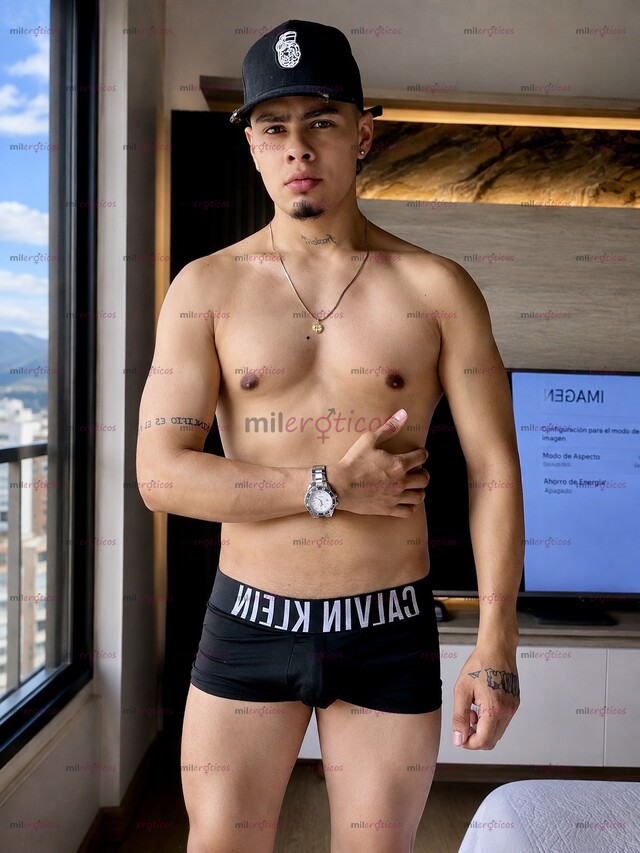 FOTOS DE PABLO PAISA FULL MORBO,DISPUESTO A COMPLACERTE Y CUMPLIR TODAS TUS FANTASÍAS