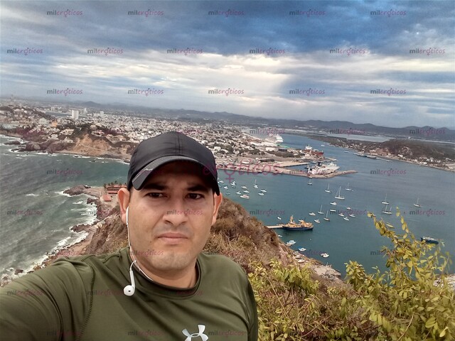 FOTOS DE TE CUMPLIÓ TUS FANTASÍAS Y TUS NECESIDADES SEXUALES.