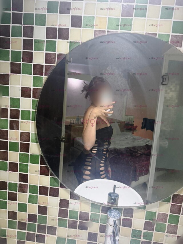 FOTOS DE SOY MUYY NALGONA DE RICAS TETAS, PARADITAS Y REDONDAS!