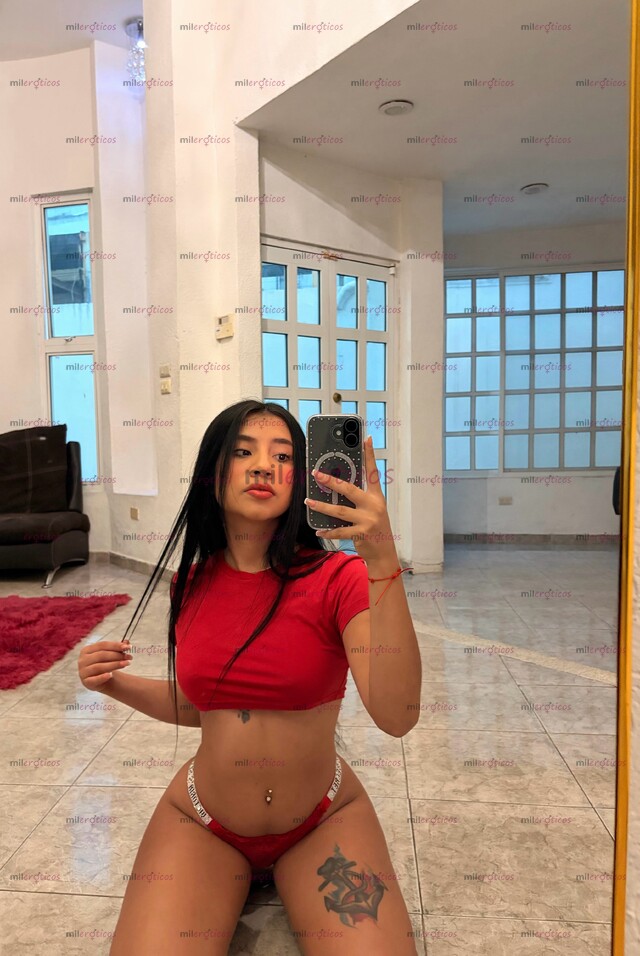FOTOS DE LINDA COLOMBIANA PETIT NALGONCITA DE VUELTA EN MERIDA