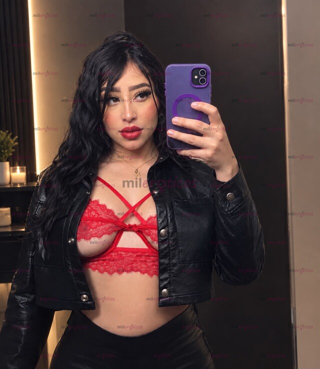 FOTOS DE LIZZ JOVE HERMOSA CON CUERPO EXOTICO PEZONES PERFORADOS AGRADABLE Y DIVERTIDA