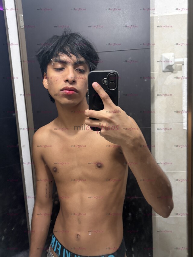 FOTOS DE CHICO TWINK PASIVO SUMISO UNIVERSITARIO CALIENTE ATRACTIVO Y LIMPIO