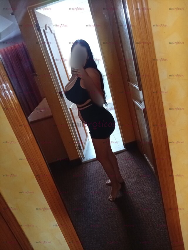 FOTOS DE MELANY CHICA EXTROVERTIDA BONITA CHICHONA NALGONA COGELONA