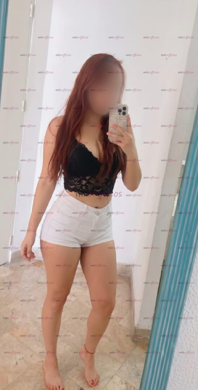 FOTOS DE CHICA LINDA TETONA , CARISMATICA DE 24 AÑOS