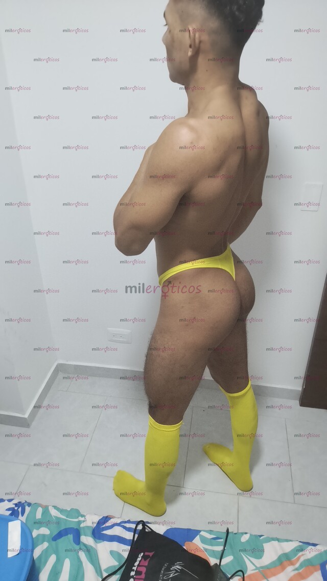FOTOS DE CHICO PASIVO MACHO EN LENCERÍA DE BUEN CUERPO