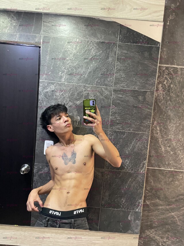 FOTOS DE ESTUDIANTE COMPLACIENTE Y FETICHISTA IG DIDIER17.23