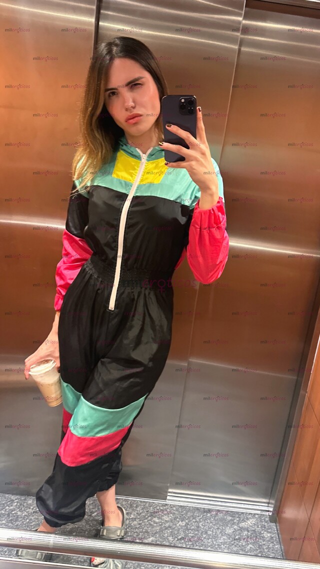 FOTOS DE QUIERES COGER CON UNA TRANS FAMOSA Y FEMENINA