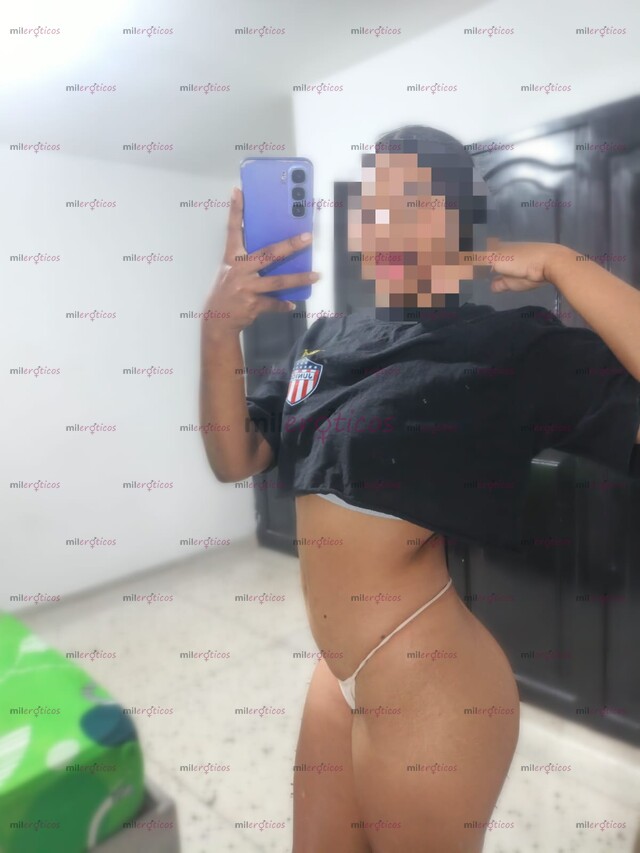 FOTOS DE VEN A PASARLA RICO UN UNA MORENA DE LA COSTA RICA, JOVEN,JUGOSA,ESTRECHITA