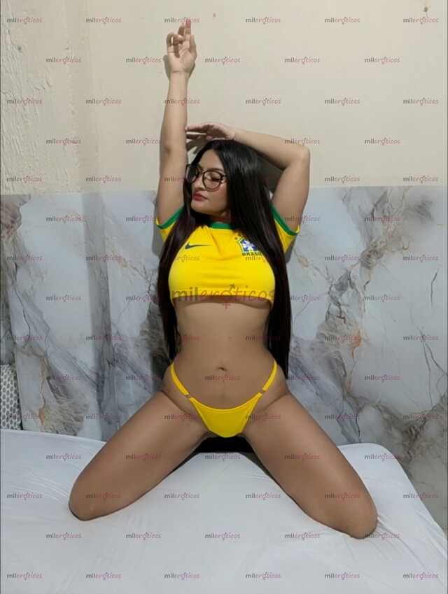 FOTOS DE HERMOSA UNIVERSITARIA DULCE Y TRAVIESA PARA CONSENTIRTE Y PASAR UN BUEN RATO