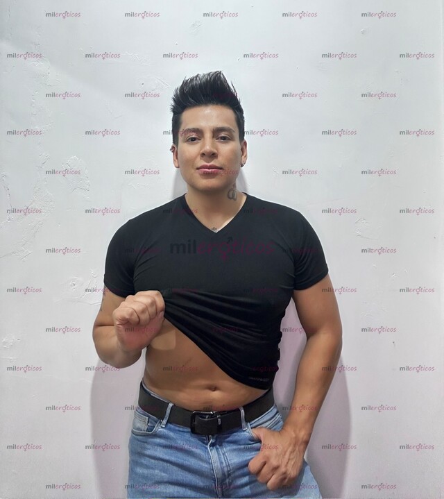 FOTOS DE UN CHICO PROMEDIO PERO MUY CULON Y COMPLACIENTE EN LA CIUDAD DE MEXICO