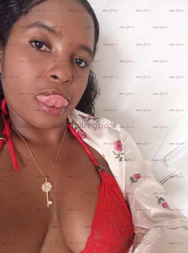 FOTOS DE CHOCOLATICO DELICIOSO Y ARDIENTE MUY CALIENTE CON GANAS DE MUCHO SEXO
