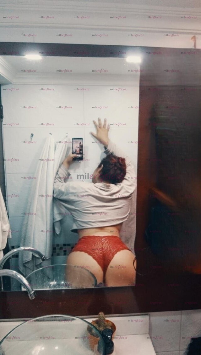 FOTOS DE ARDIENTE CHICA A DOMICILIO. RICA COLA RICOS SENOS. DELICIOSA PARA PASARLA
