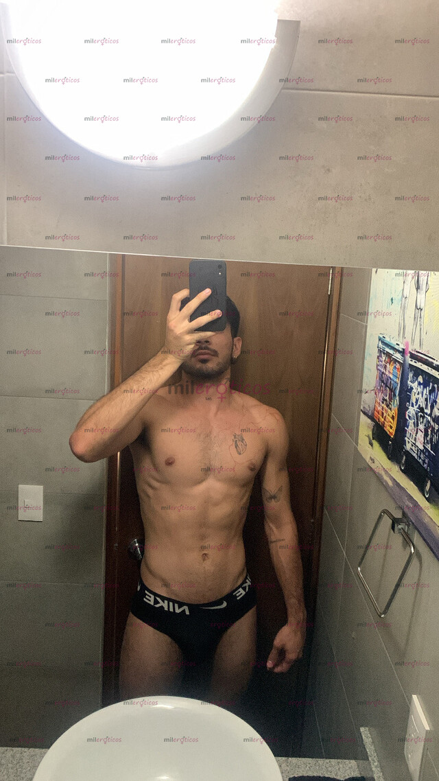 FOTOS DE GUAPO ACTIVO MASCULINO DISPONIBLE PARA COMPLACERTE