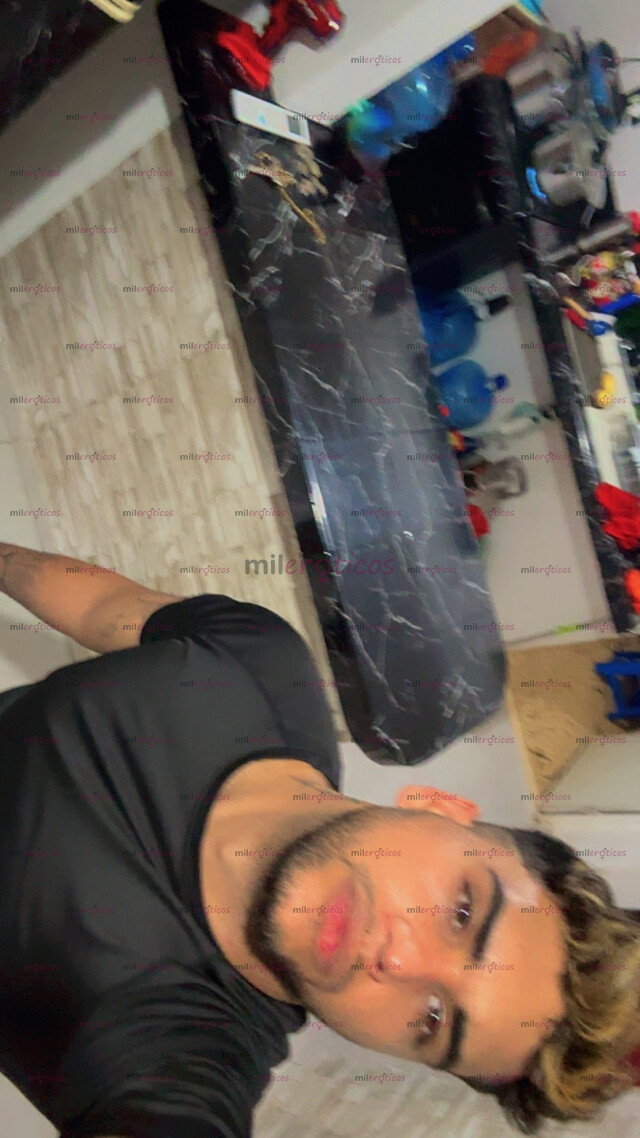 FOTOS DE CHICO CUBANO CUMPLIENDO FANTASÍAS EN MÉRIDA