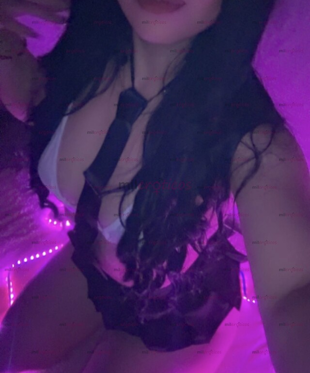 FOTOS DE 20 AÑOS, NIÑA RICA Y SABE PERFECTAMENTE LO QUE QUIERE