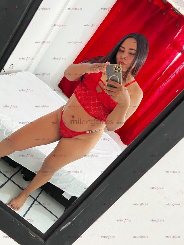 FOTOS DE CHICA DE PIEL MORENA AMABLE RESPETUOSA SOCIABLE CON BUENA PRESENCIA