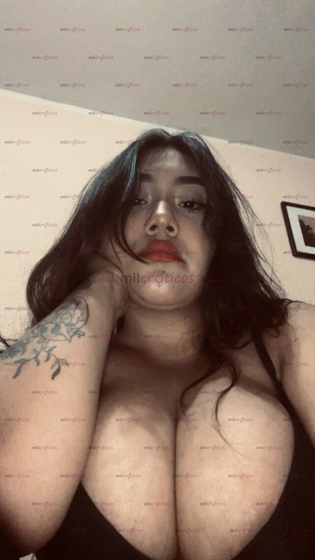 FOTOS DE SOY NAT CHICA DE 22 AÑOS DISPONIBLE PARA TI