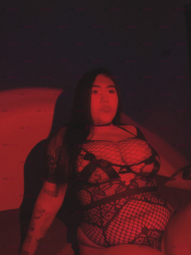 FOTOS DE SOY NAT CHICA DE 22 AÑOS DISPONIBLE PARA TI