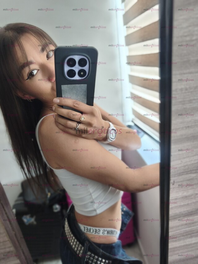 FOTOS DE NO SOY UNA FANTASÍA, SOY ESA TENTACIÓN QUE SE QUEDA EN TU MENTE