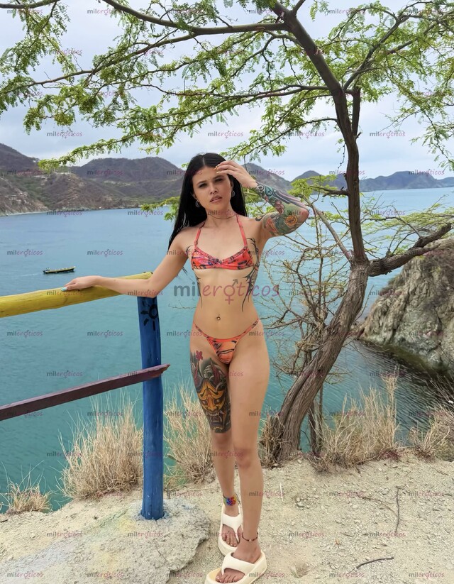 FOTOS DE ESPECTACULAR NIÑA BLANCA MUY JOVENCITA CON GANAS SEXO EN CALI