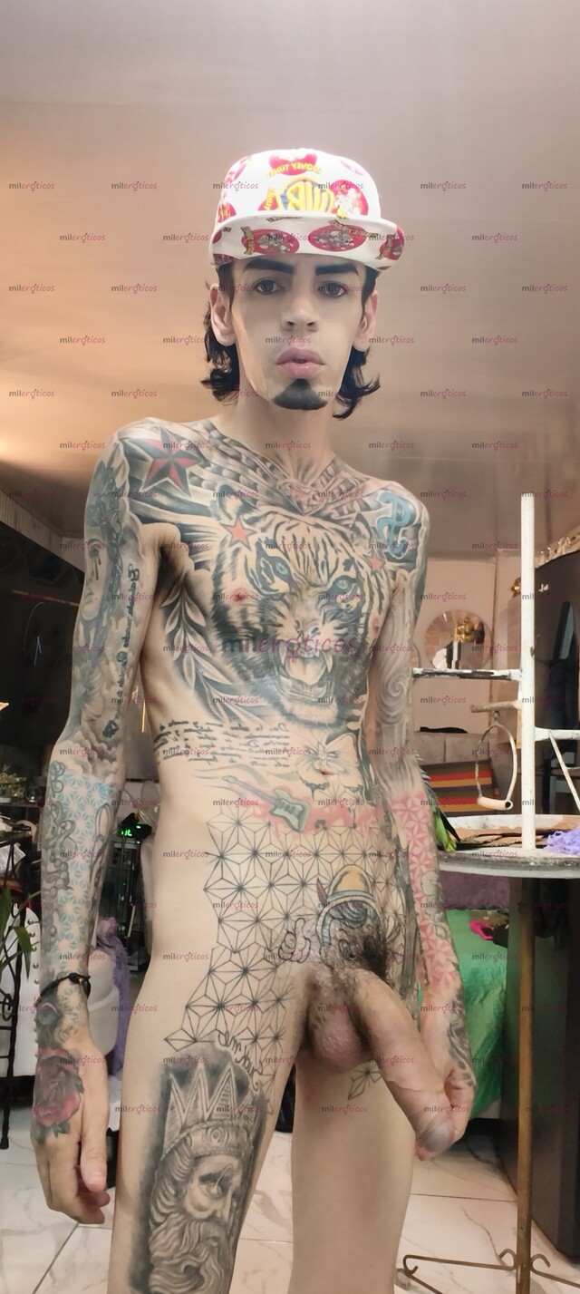 FOTOS DE FLACO VERGON ACTIVO TATUADO MORBOSO CON LUGAR