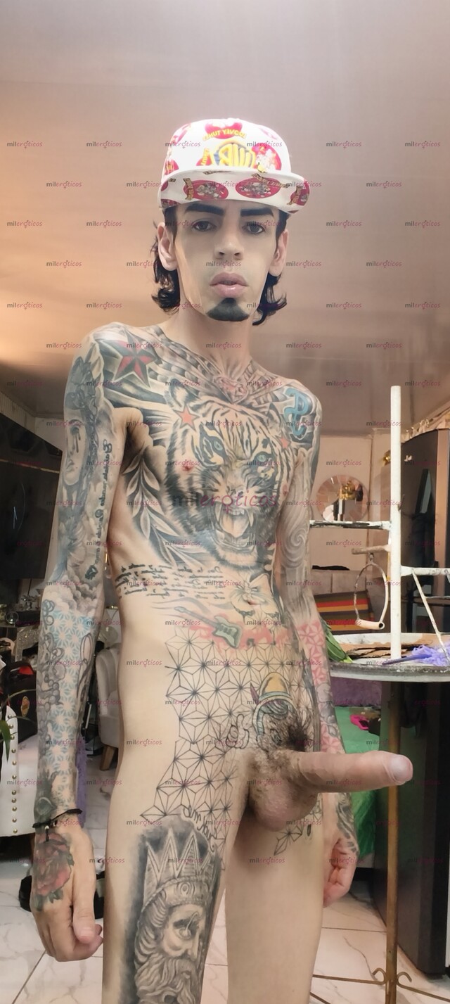 FOTOS DE FLACO VERGON ACTIVO TATUADO MORBOSO CON LUGAR