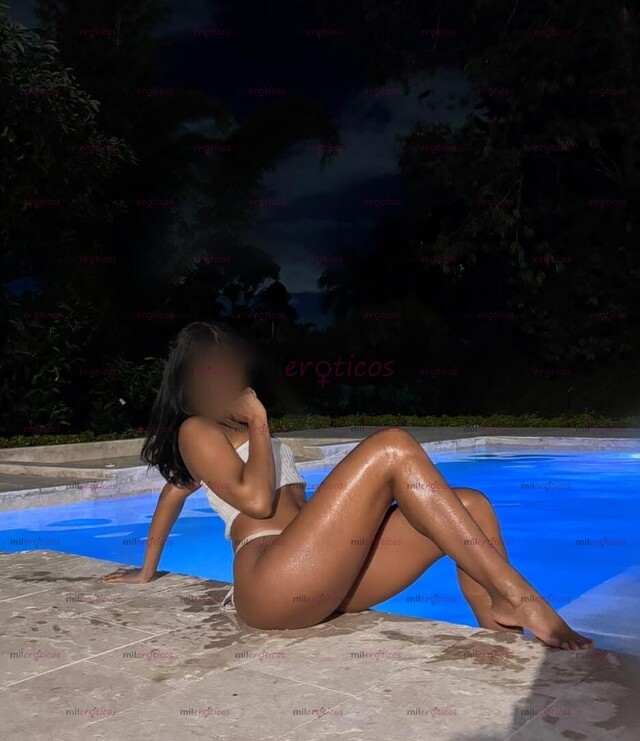 FOTOS DE HOLA MI NOMBRE EN GEMMA, UNA MORENA ENCANTADORA.