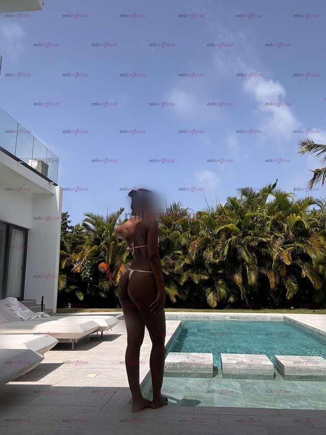 FOTOS DE HOLA MI NOMBRE EN GEMMA, UNA MORENA ENCANTADORA.