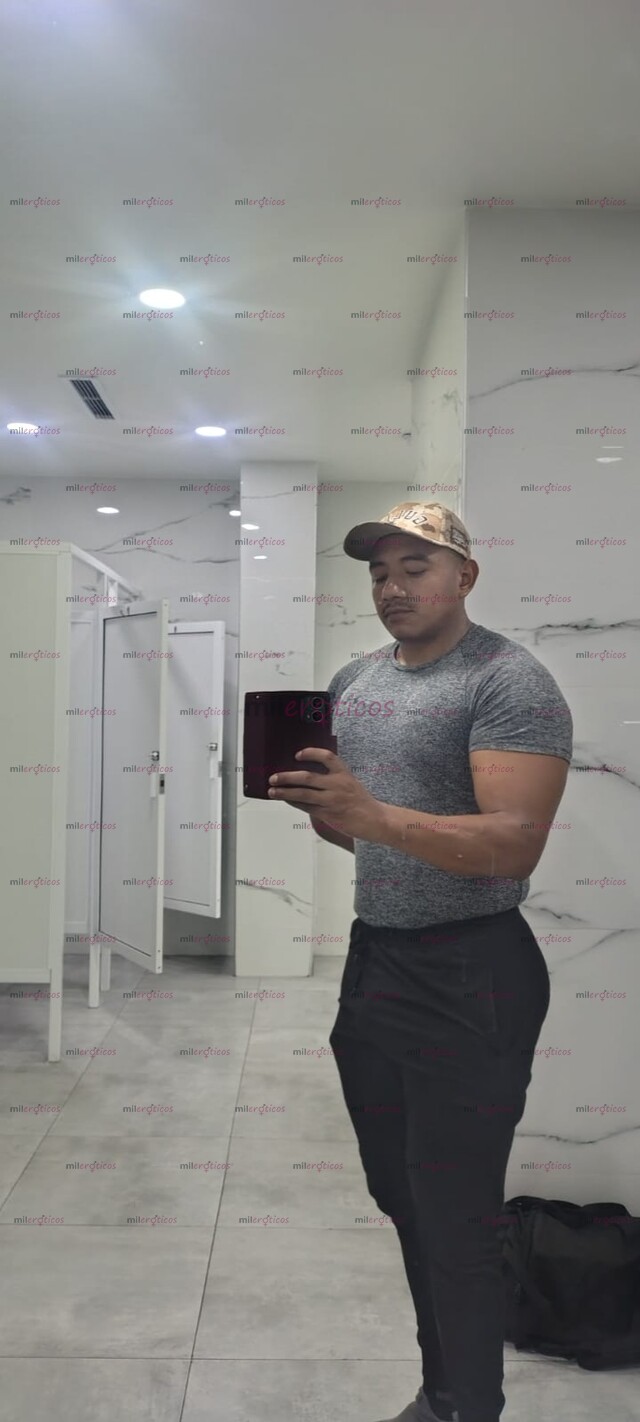 FOTOS DE VERGÓN, MORENO DE FUEGO, DISCRETO CANDENTE BISEXUAL DISCRETO. EX MILITAR