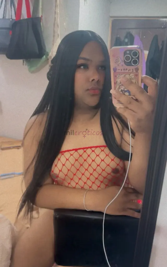 Soy una chica trans elegante sensual y segura de mi misma mis curvas mi actitud y mi forma de consentirte haran que quieras volver una y otra vez me e...