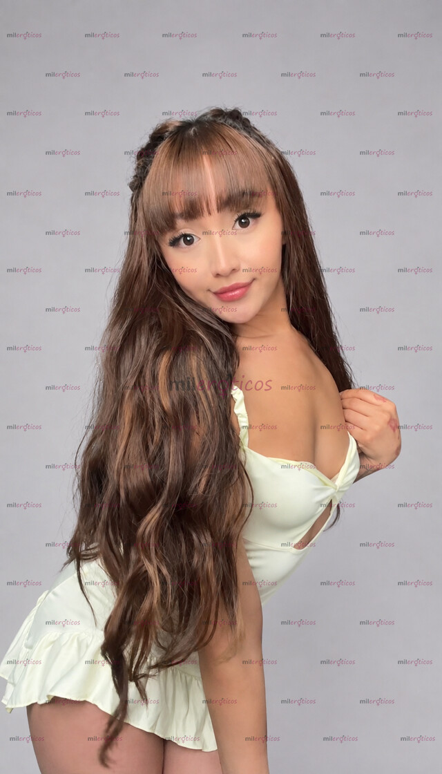 FOTOS DE BONITA FLAQUITA Y FEMENINA CON RICO CARAMELO Y UN DELICIOSO CULITO APRETADITO