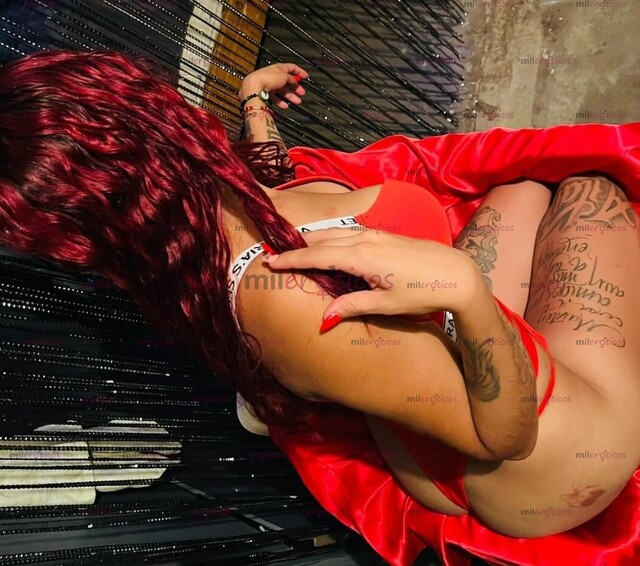 FOTOS DE 100%REAL CHICA DE 20 AÑOS CUERPO DE GYM DELGADITA CERO MAMONA