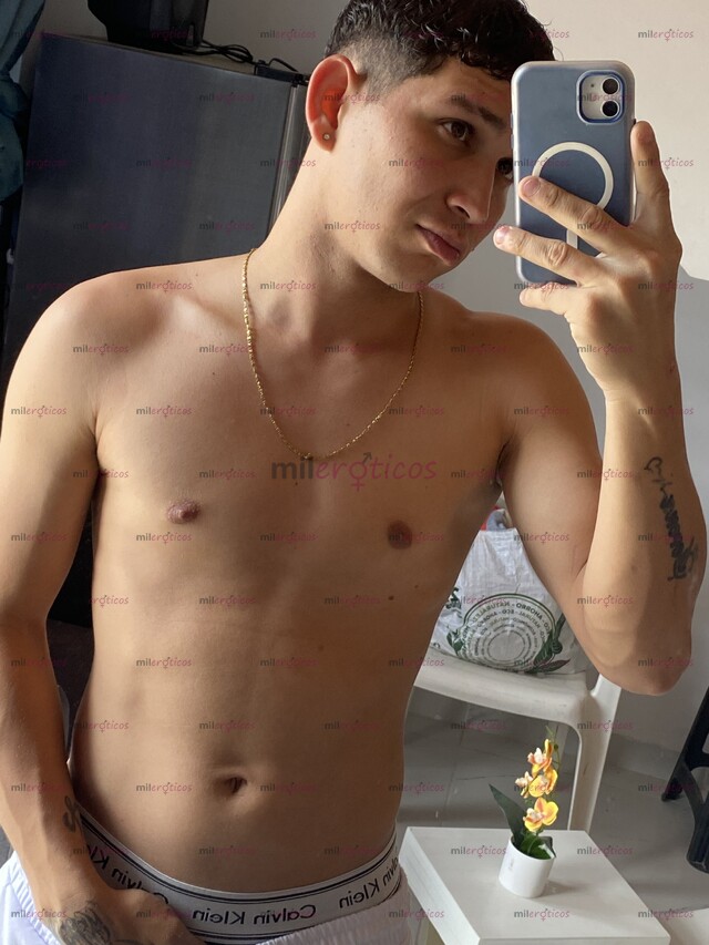FOTOS DE HOLA SOY NUEVO TENGO 25 AÑOS Y PODEMOS PASARLA BIEN SI DESEAS, BABYFOX