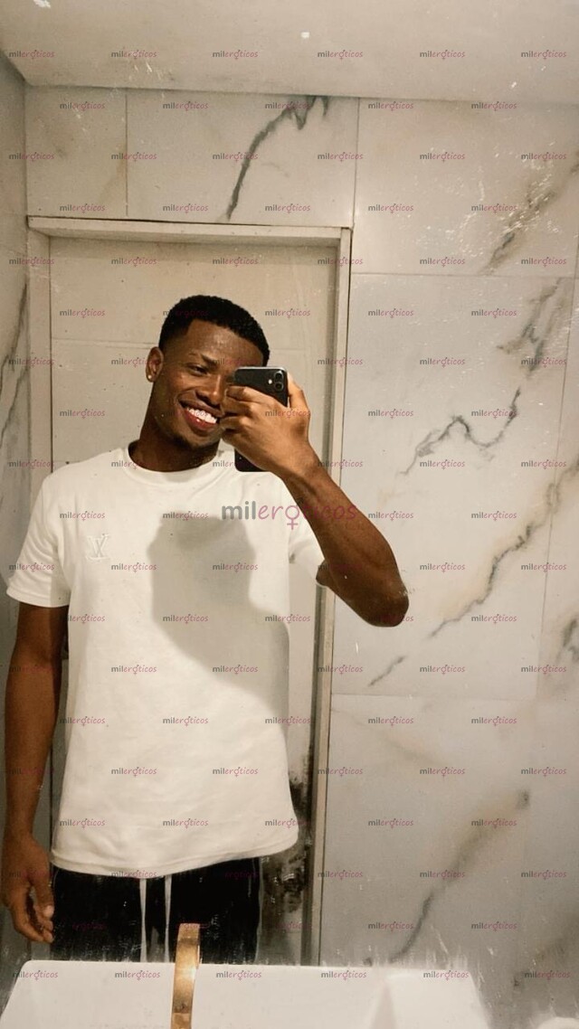 FOTOS DE EL NEGRITO DE LAS BABYS PARA LA QUE LE GUSTA LA GRAN POLLA