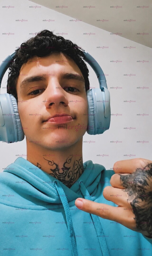 FOTOS DE CUBANO 19 AÑOS, BUENA HIGIENE DISCRETO LISTO PARA TI