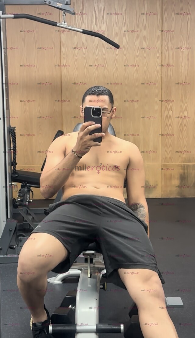 FOTOS DE GUAPO MASCULINO VERGON LECHERO EXCLUSIVO!