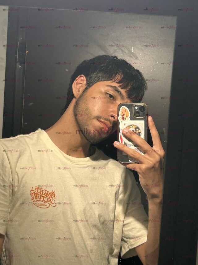 FOTOS DE 22 AÑOS, DISCRETO Y BUSCANDO NUEVAS EXPERIENCIAS