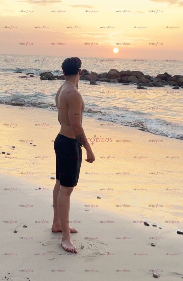 FOTOS DE JOVEN ACTIVO MASCULINO SEXY NUEVO EN EL AMBIENTE 19CM DE VERGA DISPONIBLE 24 7