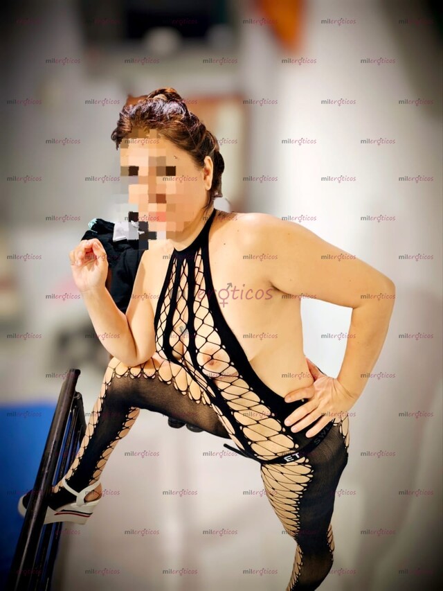 FOTOS DE MUJER SEXY, CACHONDA CON RICO CULITO , COMPLACIENTE. EXTRANJERA.