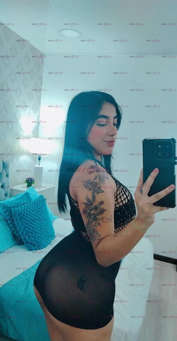 FOTOS DE ESTRECHITA TU MORENITA HERMOSA EN LA CAMA ARRECHA